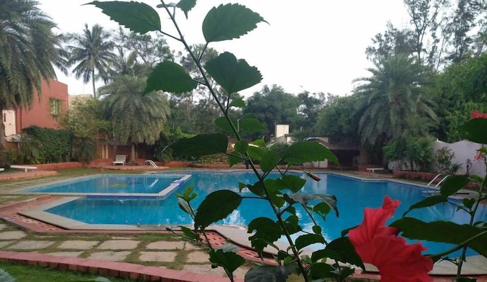 Mamalla Beach Resort Mahabalipuram Ngoại thất bức ảnh