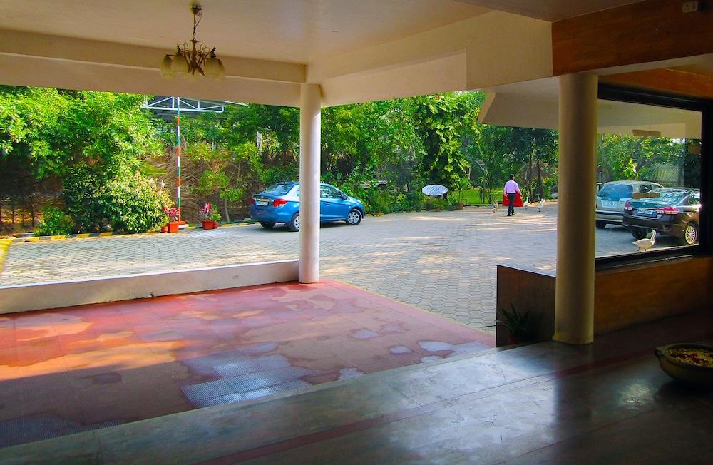 Mamalla Beach Resort Mahabalipuram Ngoại thất bức ảnh